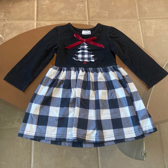 Holiday bundle (12 mo old) - Picture 3 of 10